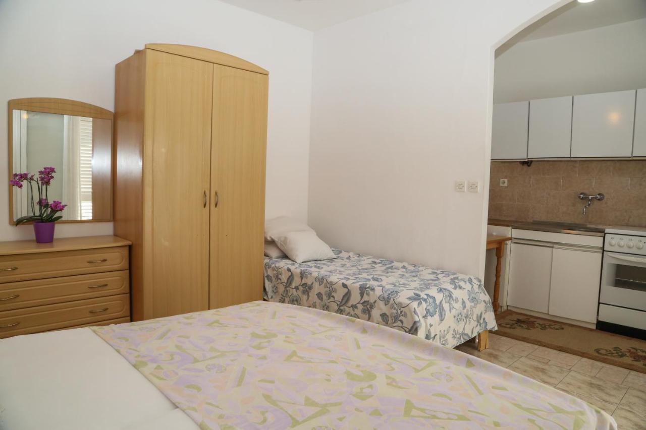 Apartments Butkovic Hvar Town Esterno foto