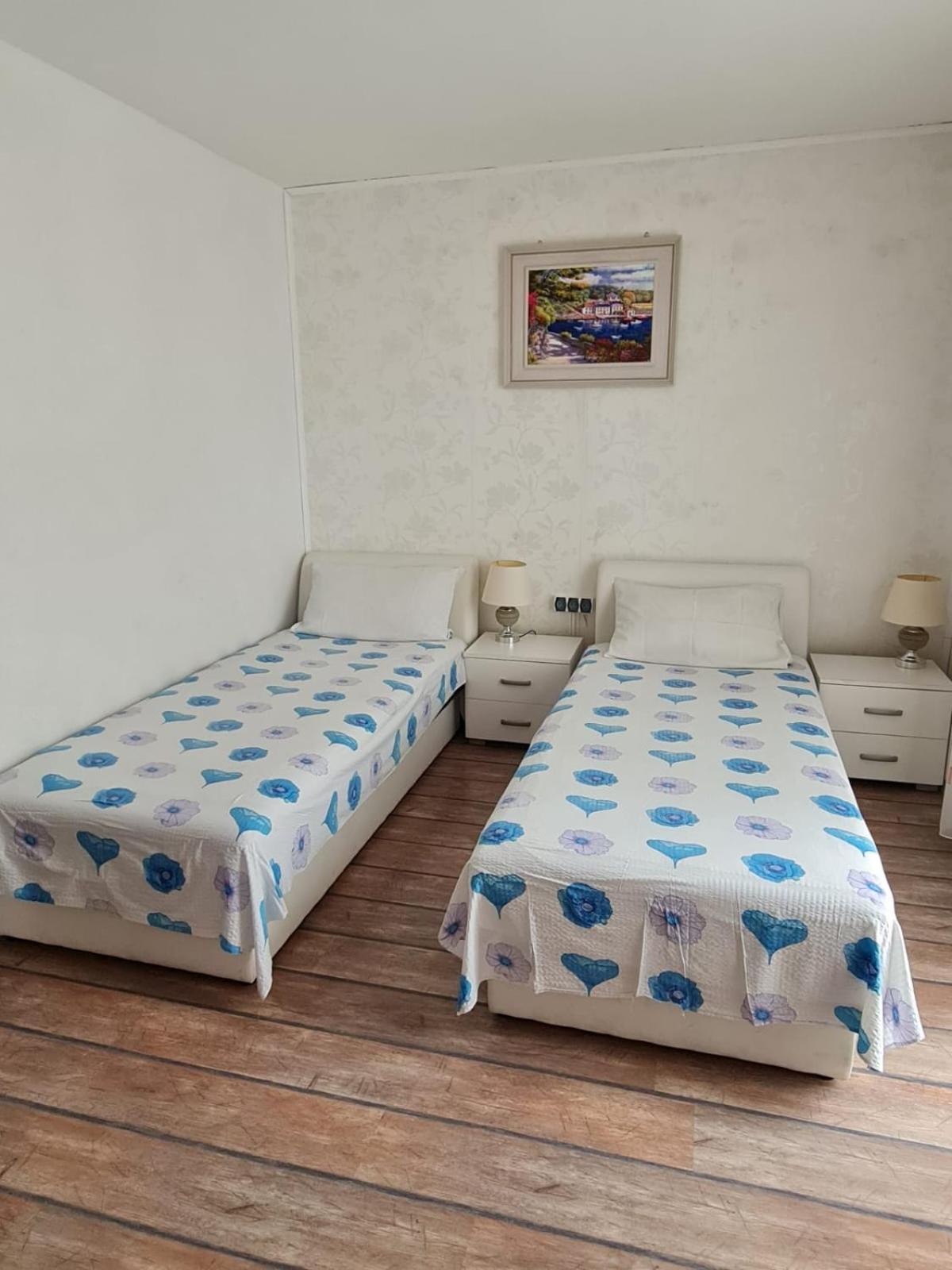 Apartments Butkovic Hvar Town Esterno foto