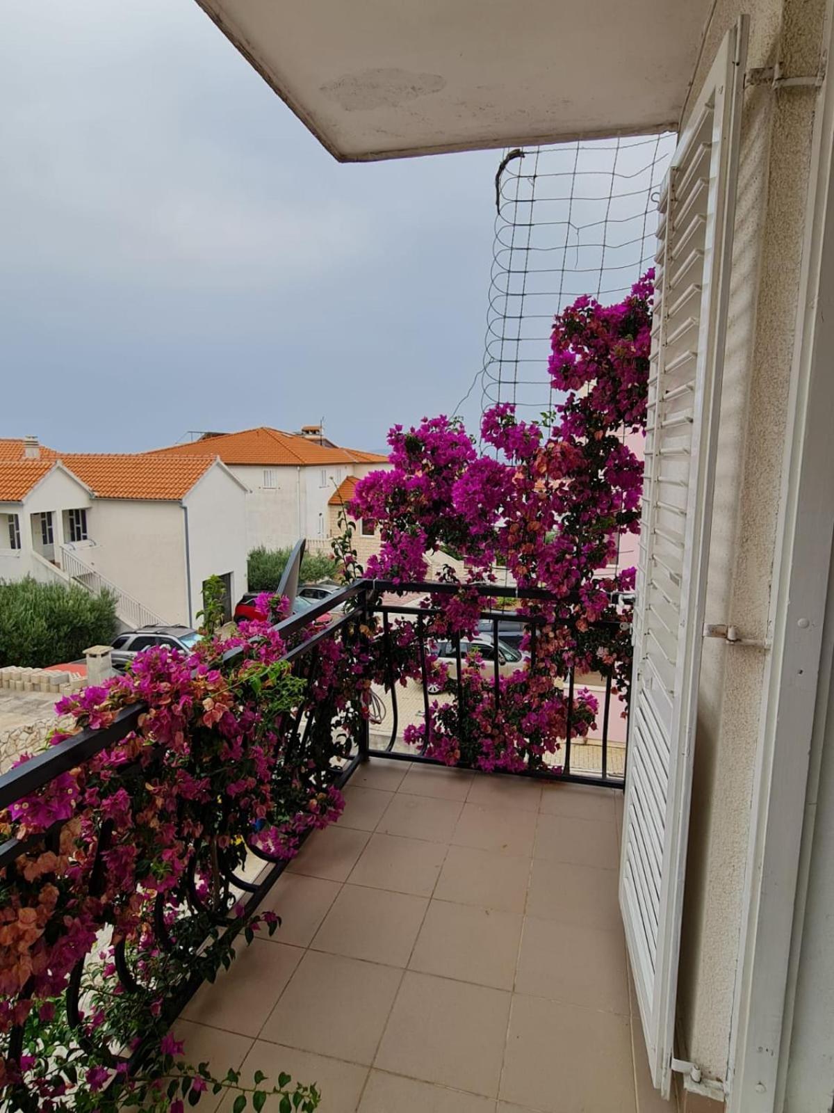 Apartments Butkovic Hvar Town Esterno foto