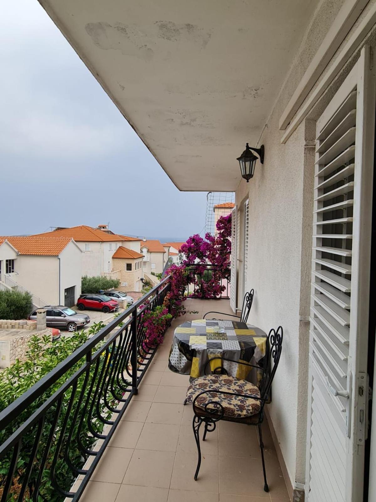 Apartments Butkovic Hvar Town Esterno foto