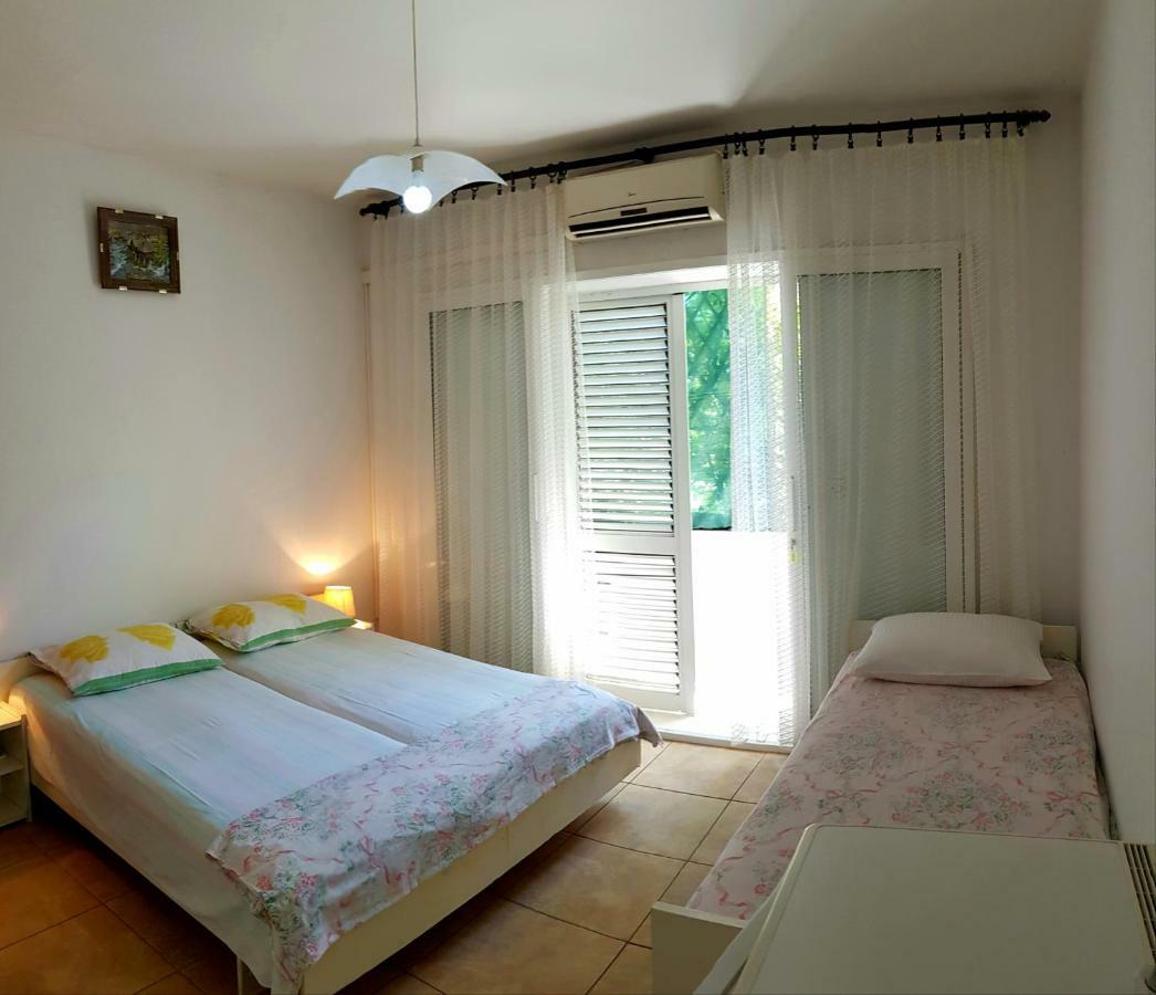 Apartments Butkovic Hvar Town Esterno foto
