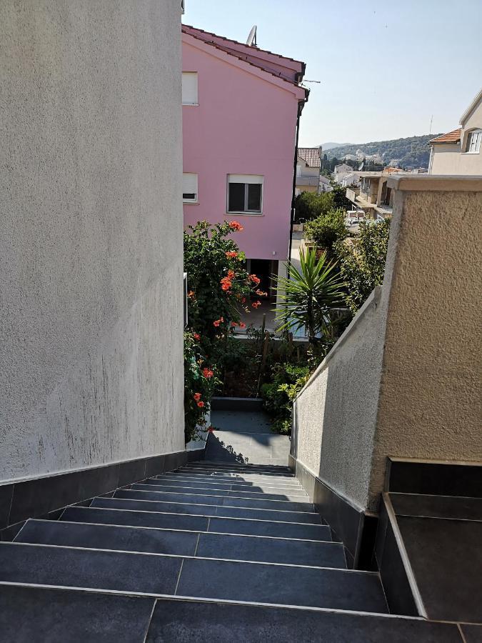 Apartments Butkovic Hvar Town Esterno foto